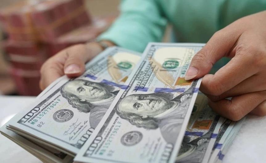 美国国债突破39万亿美元_中国人民银行增持黄金储备_2026中国外汇储备现状