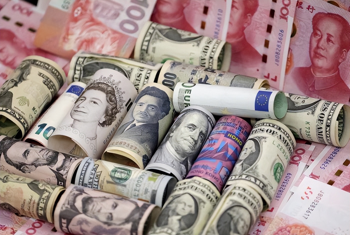 我国外汇储备现状及分析_人民币升值驱动因素_货币锚机制调整分析