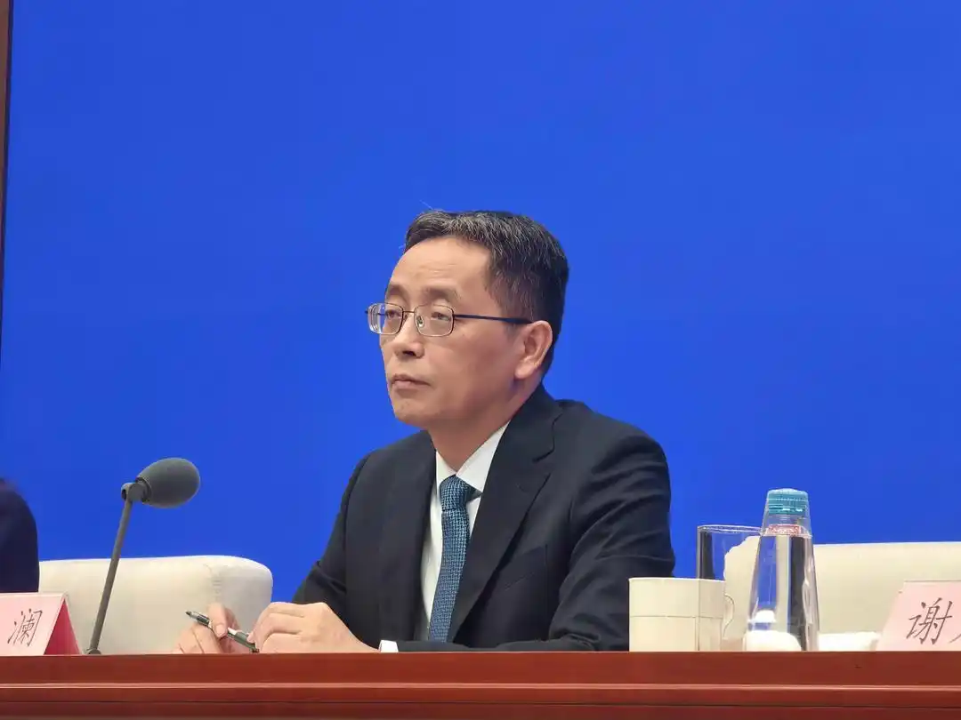2026年上半年货币政策执行情况_外汇市场基本面分析/外汇交易教程丛书_人民币汇率双向波动分析