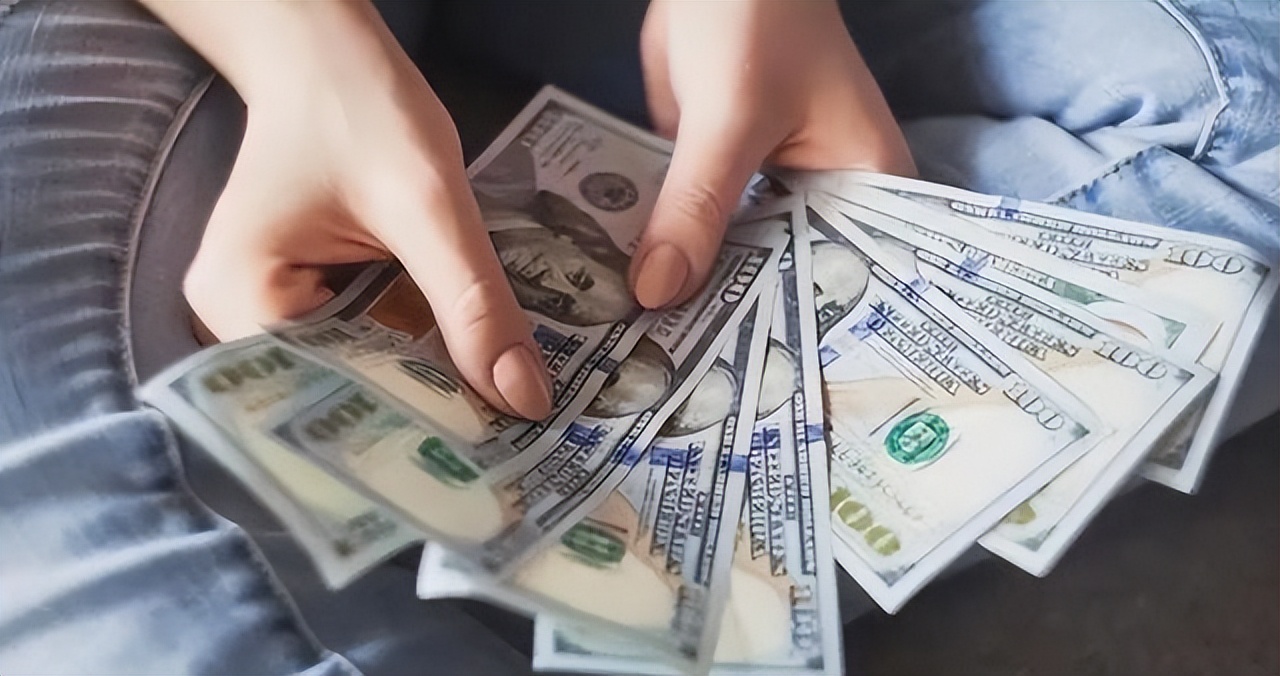 人民币汇率升值_跨境电商汇率影响_外汇储备准备金