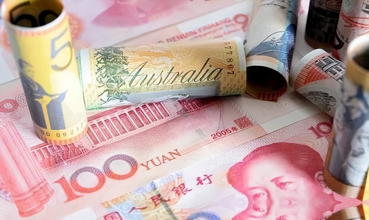 外汇储备撑起高房价_美元债务危机_人民币国际化进程