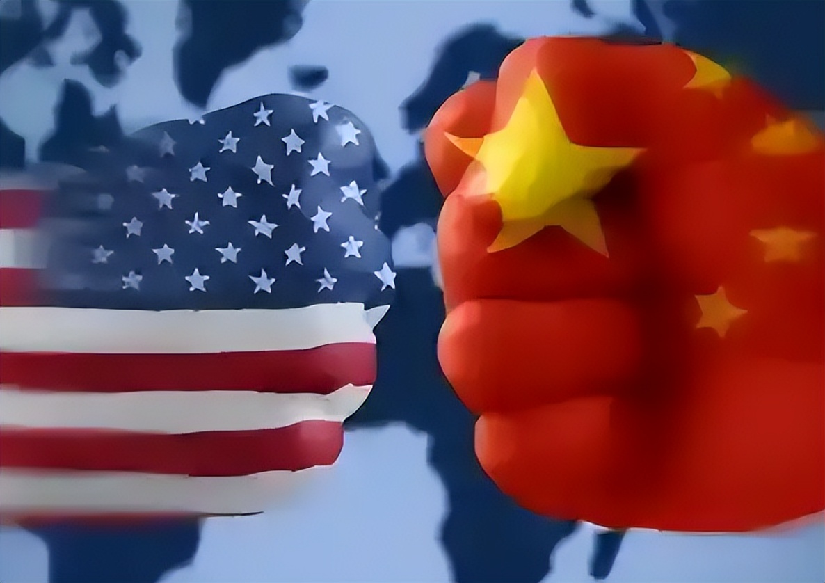 中国外汇储备与全球产业投资_人民币国际化进程_美元在全球外汇储备占比